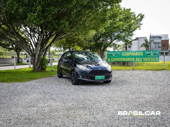 FORD FIESTA 1.6 TITANIUM PLUS SEDAN 16V FLEX 4P POWERSHIFT